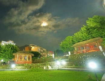 bambo hut raj resort